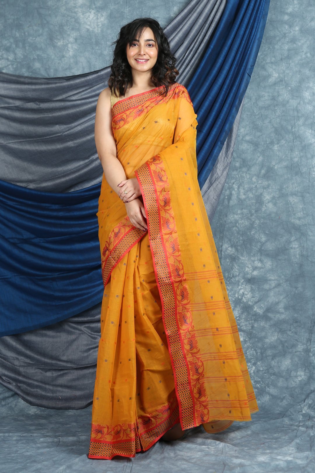 Women's Handwoven Cotton Tant Saree - Arhi