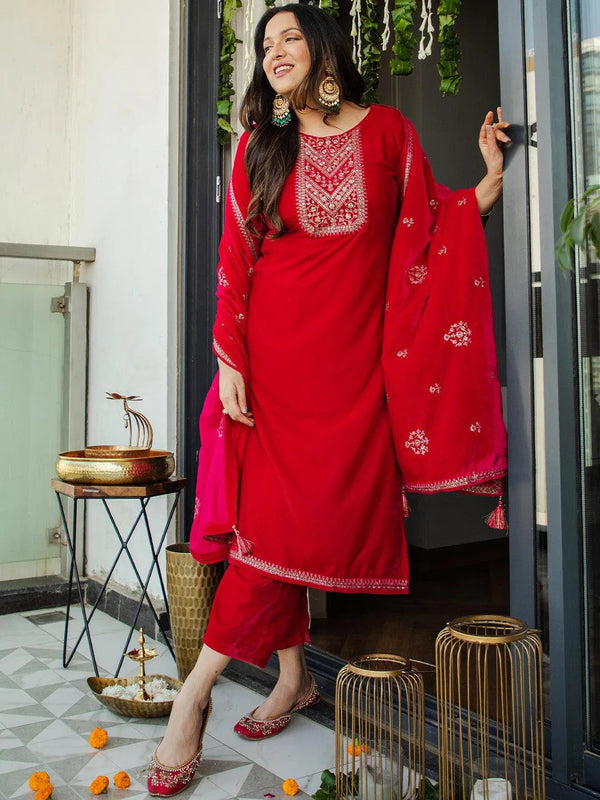 Pink Embroidered Velvet Straight Suit Set - Jashvi