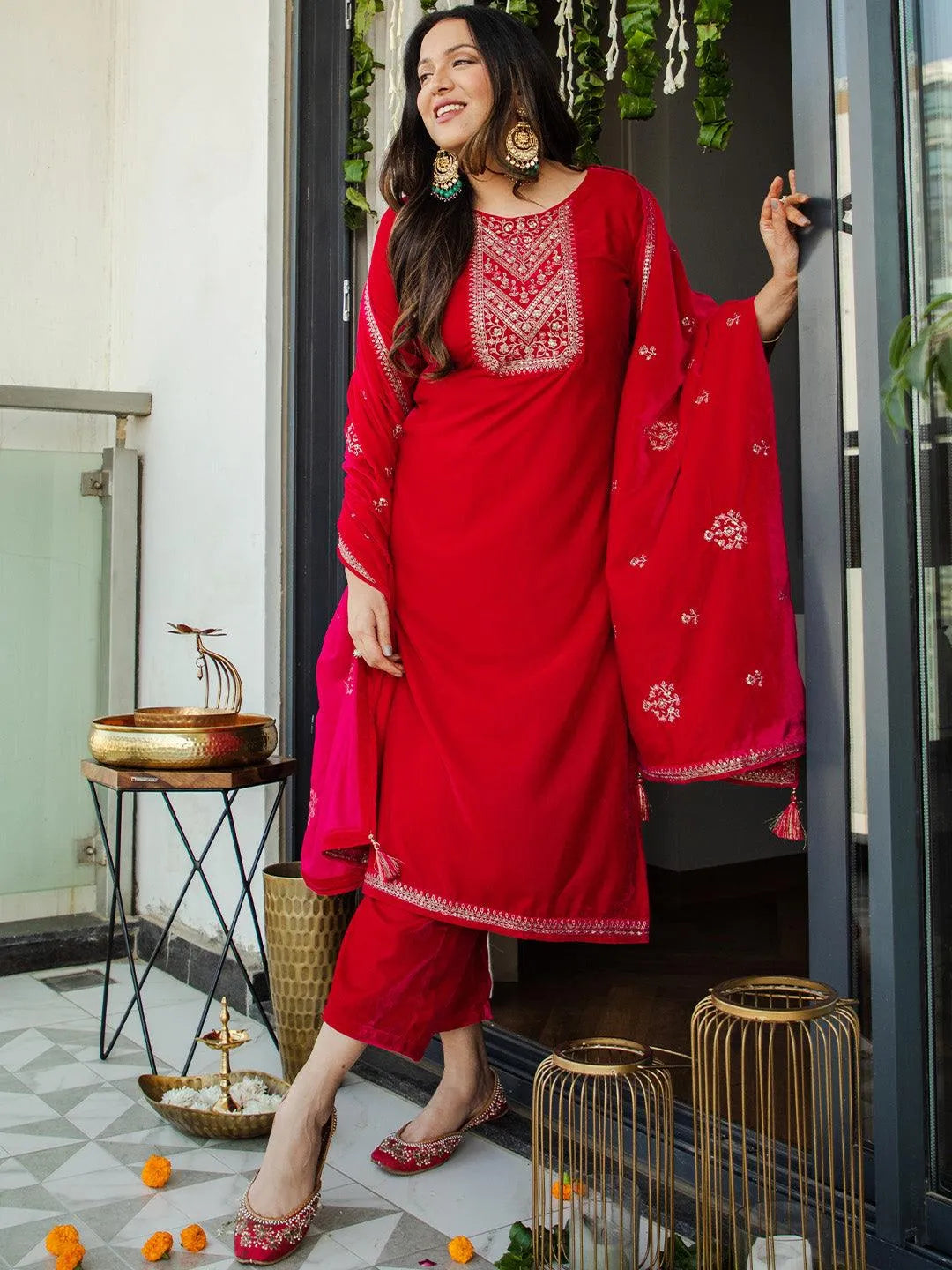 Pink Embroidered Velvet Straight Suit Set - Jashvi