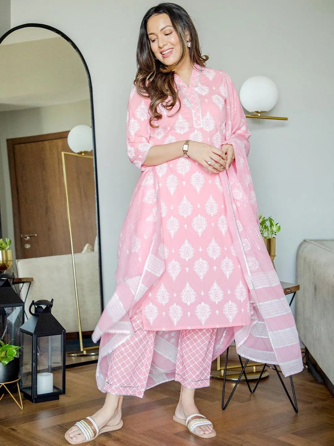 Pink Printed Cotton Straight Suit Set - Jashvi