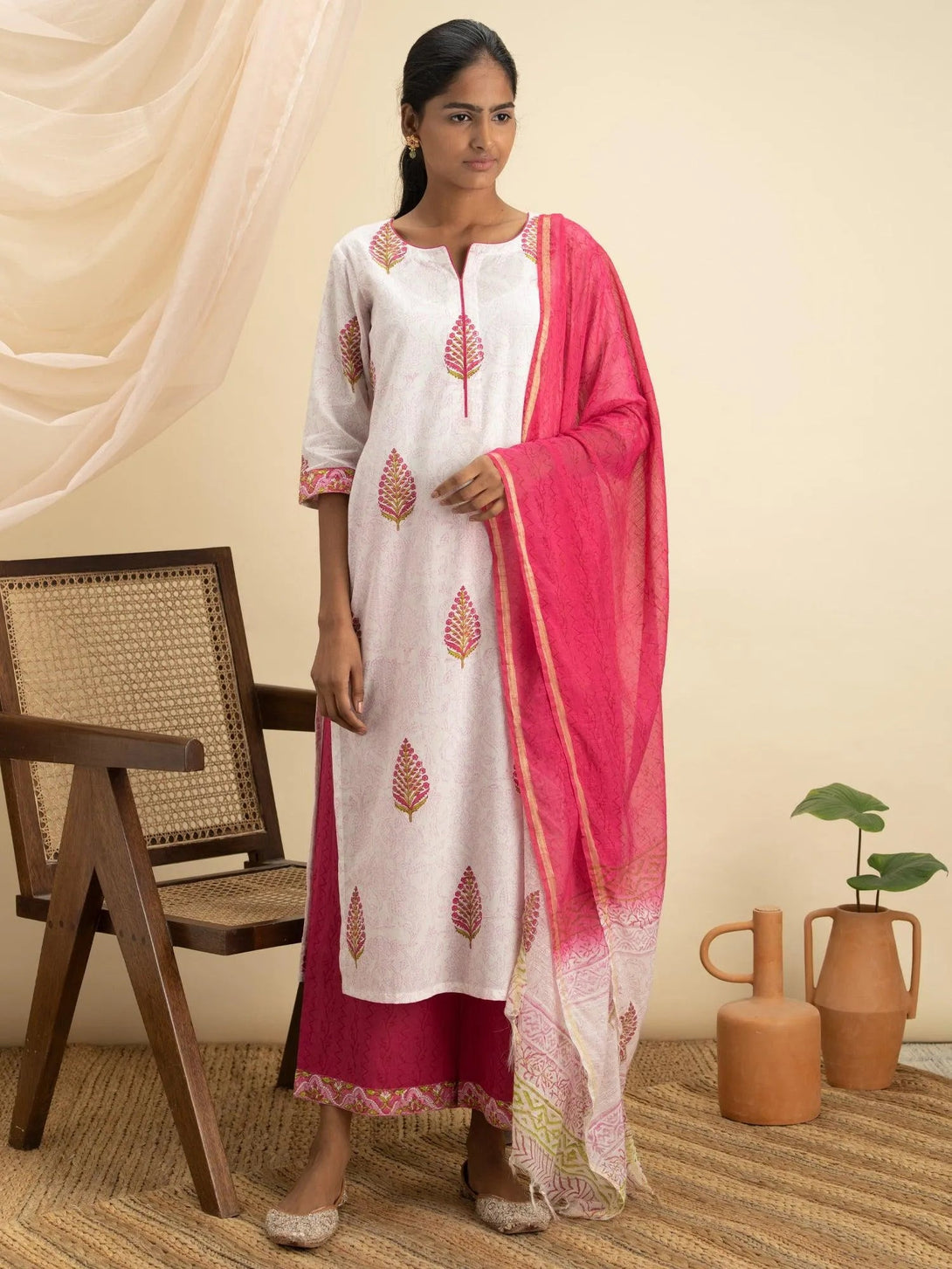 Pink Printed Cotton Suit Set - Jashvi