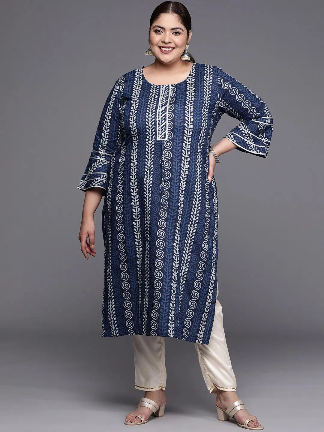 Plus Size Blue Printed Cotton Straight Kurta - Jashvi