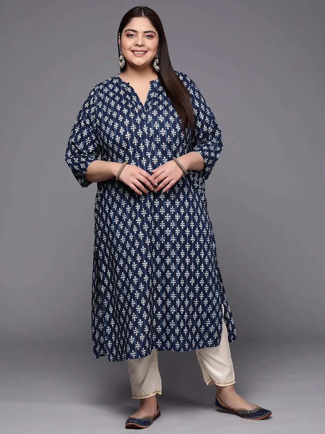 Plus Size Blue Printed Cotton Straight Kurta - Jashvi