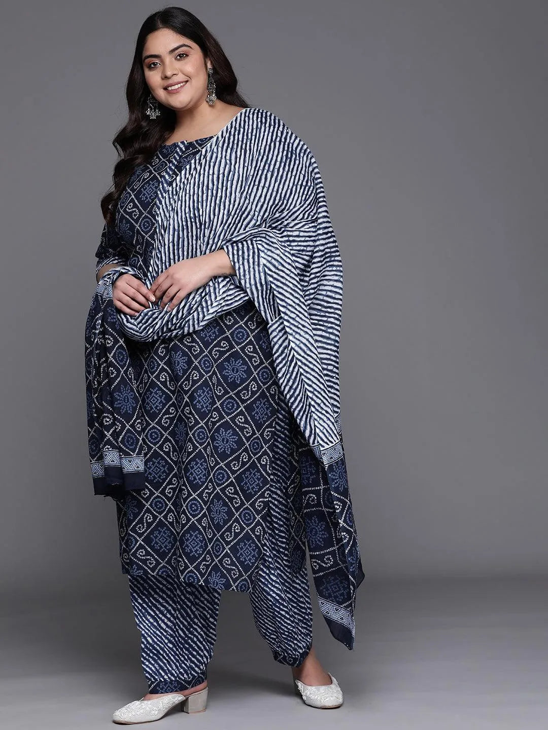 Plus Size Blue Printed Cotton Suit Set - Jashvi