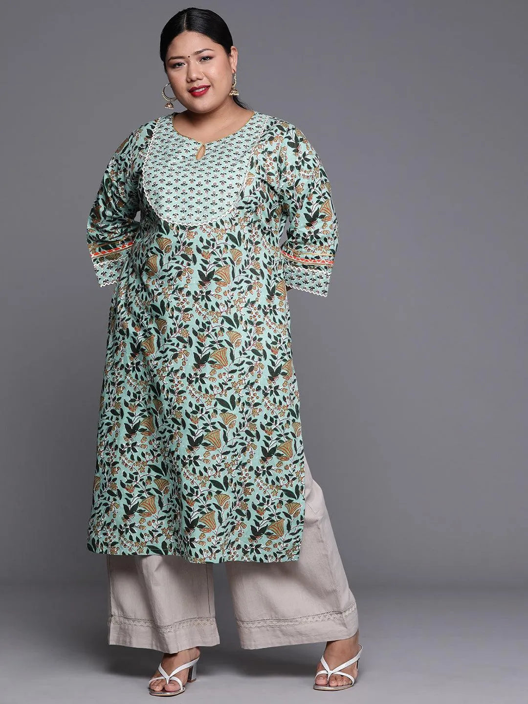 Plus Size Green Yoke Design Cotton Kurta - Jashvi