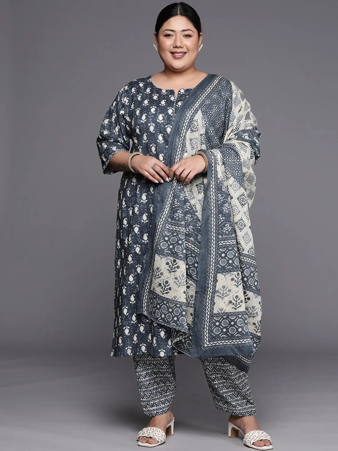 Plus Size Grey Printed Cotton Straight Suit Set - Jashvi