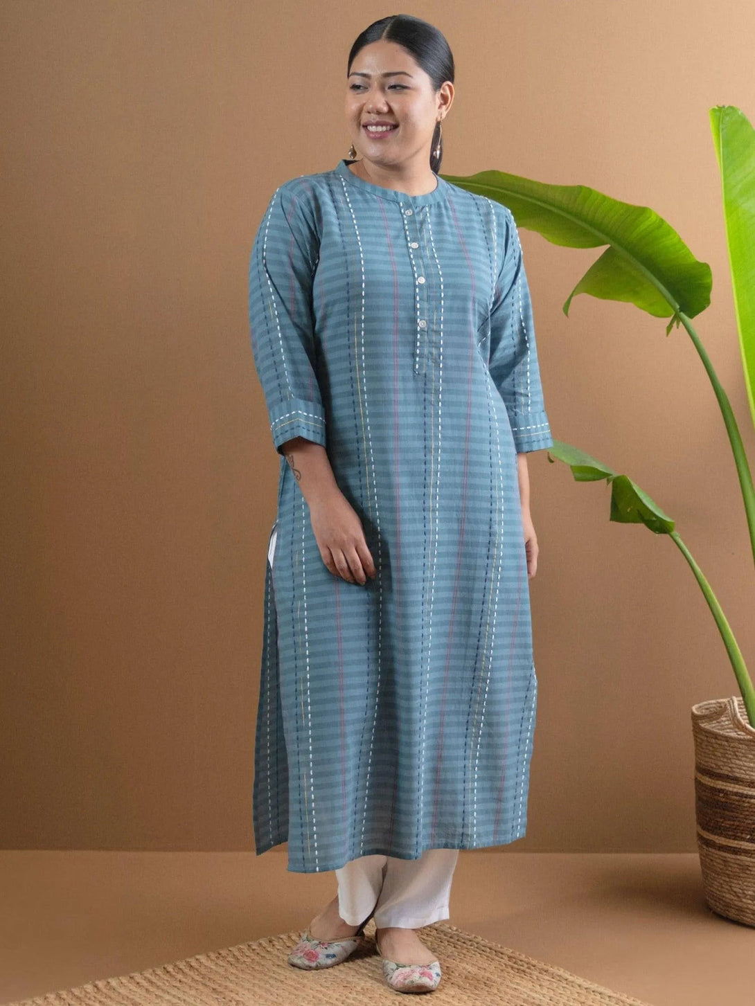 Plus Size Grey Striped Cotton Straight Kurta - Jashvi