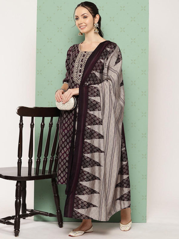 Purple Printed Silk Blend Straight Kurta With Trousers & Dupatta - Jashvi