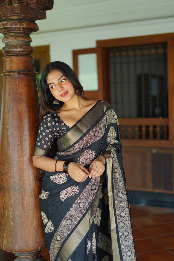 Women's Black Cotton Crepe Printed Saree - A2M