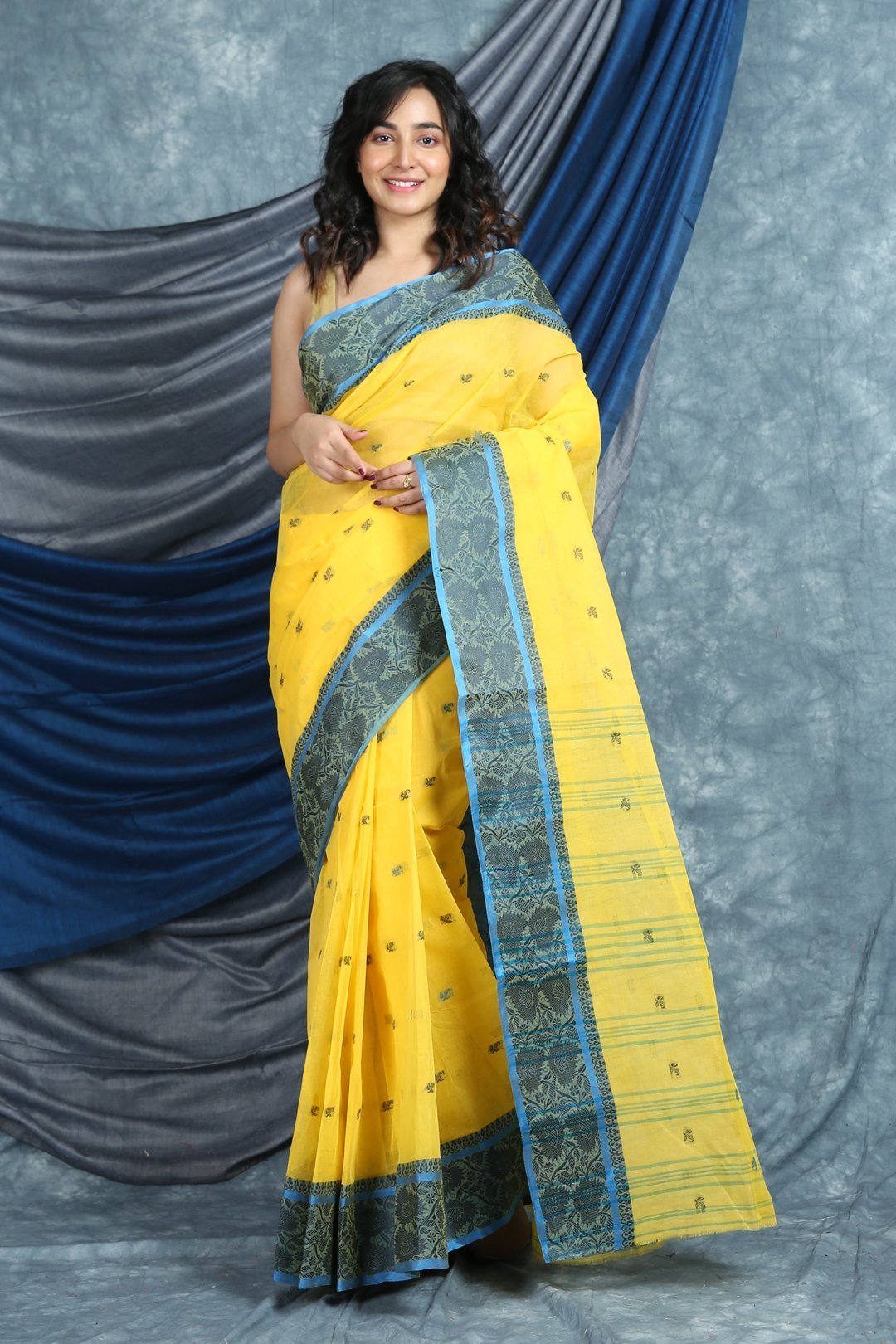 Women's Handwoven Cotton Tant Saree - Arhi