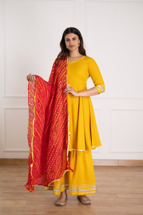 Women's Yellow Flared Kurta Plazzo Set - Pheeta