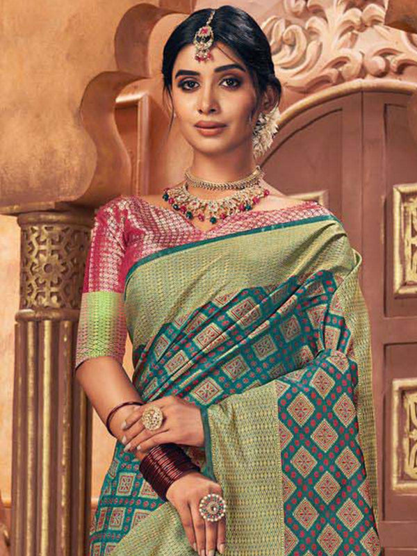 Women's Sea Green Heavily Woven Patola Silk Saree - Odette