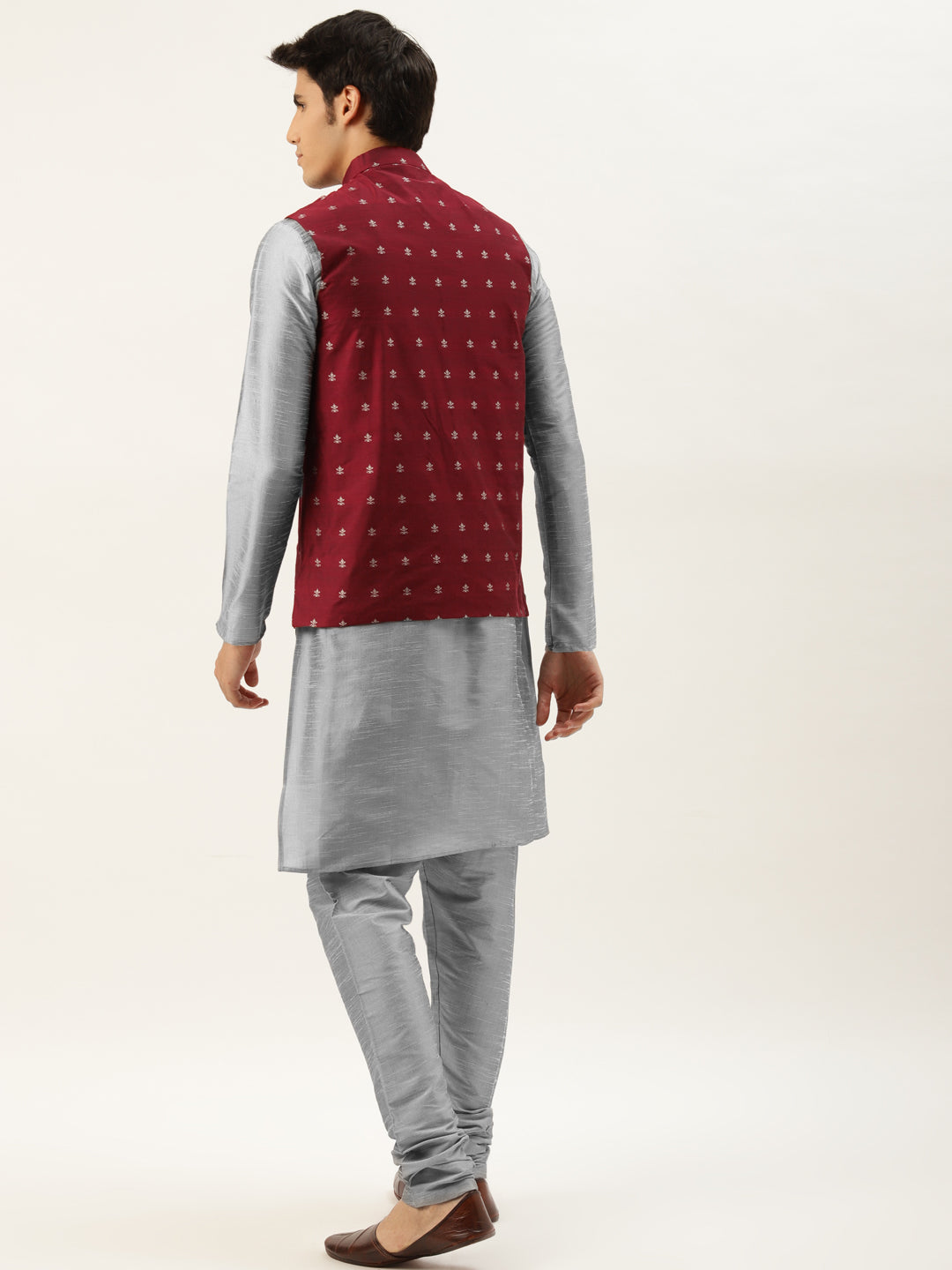 Men's Silk Blend Grey Kurta Pyjama & Maroon Nehrujacket Combo - Sojanya