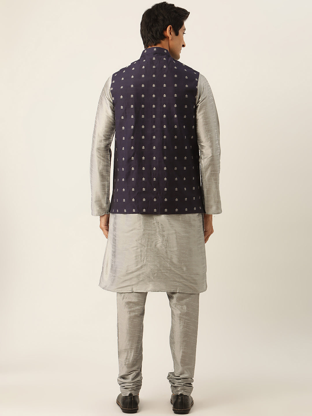 Men's Silk Blend Grey Kurta Pyjama & Dark Green Nehrujacket Combo - Sojanya