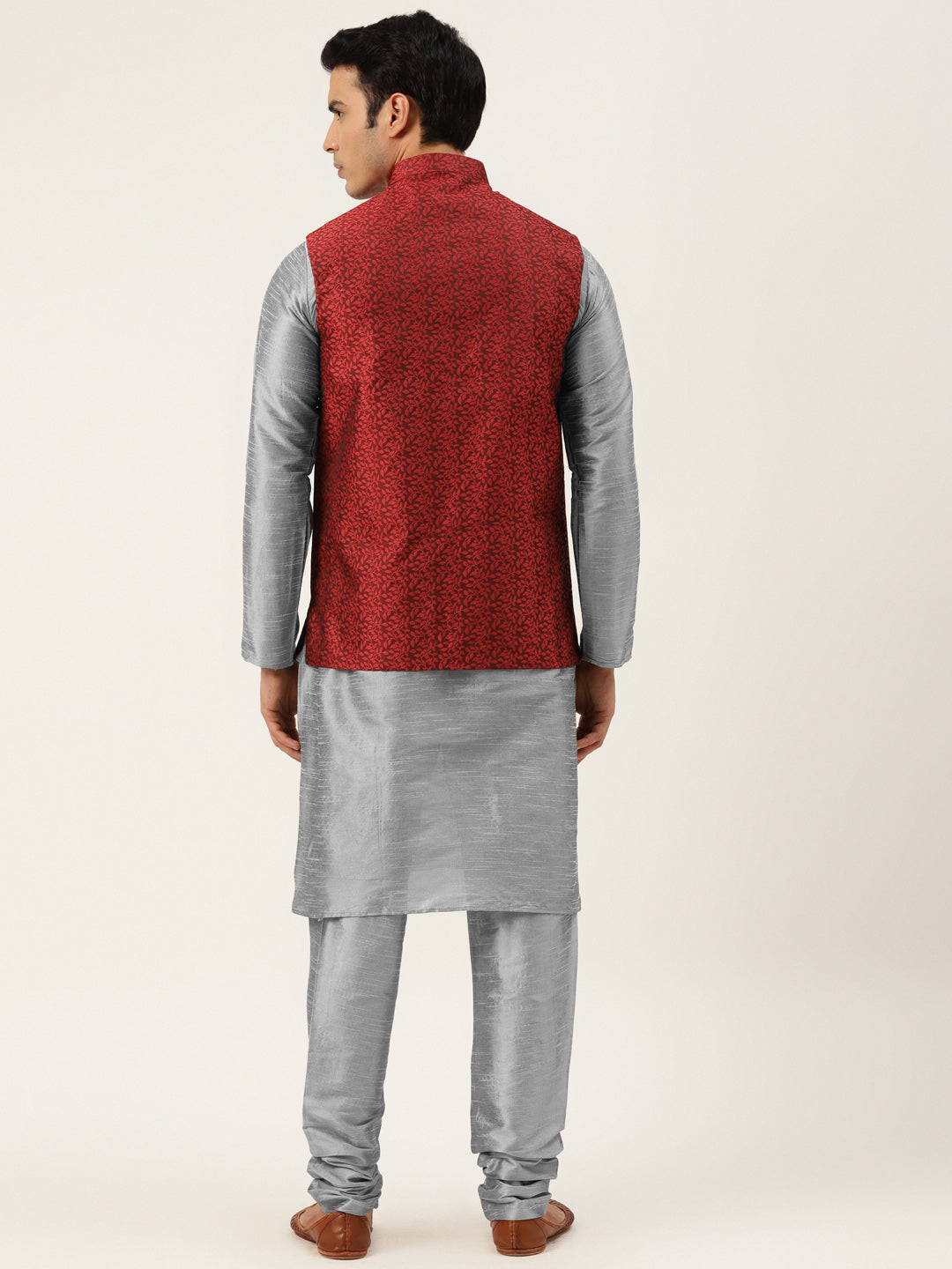 Men's Silk Blend Grey Kurta Pyjama & Maroon Nehrujacket Combo - Sojanya