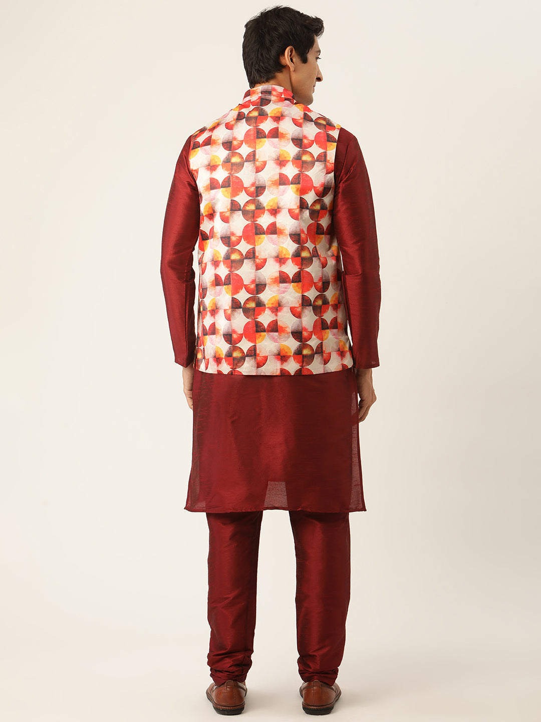 Men's Silk Blend Maroon Kurta Pyjama & Off White Nehrujacket Combo - Sojanya