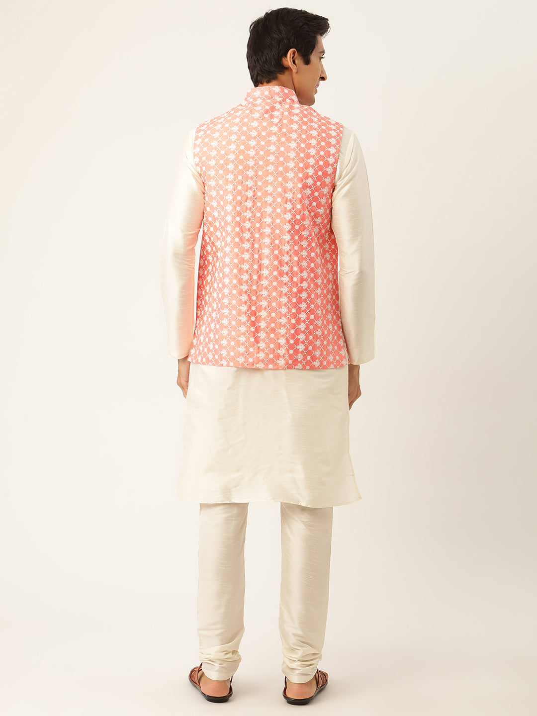 Men's Silk Blend Off White Kurta Pyjama & Peach Nehrujacket Combo - Sojanya