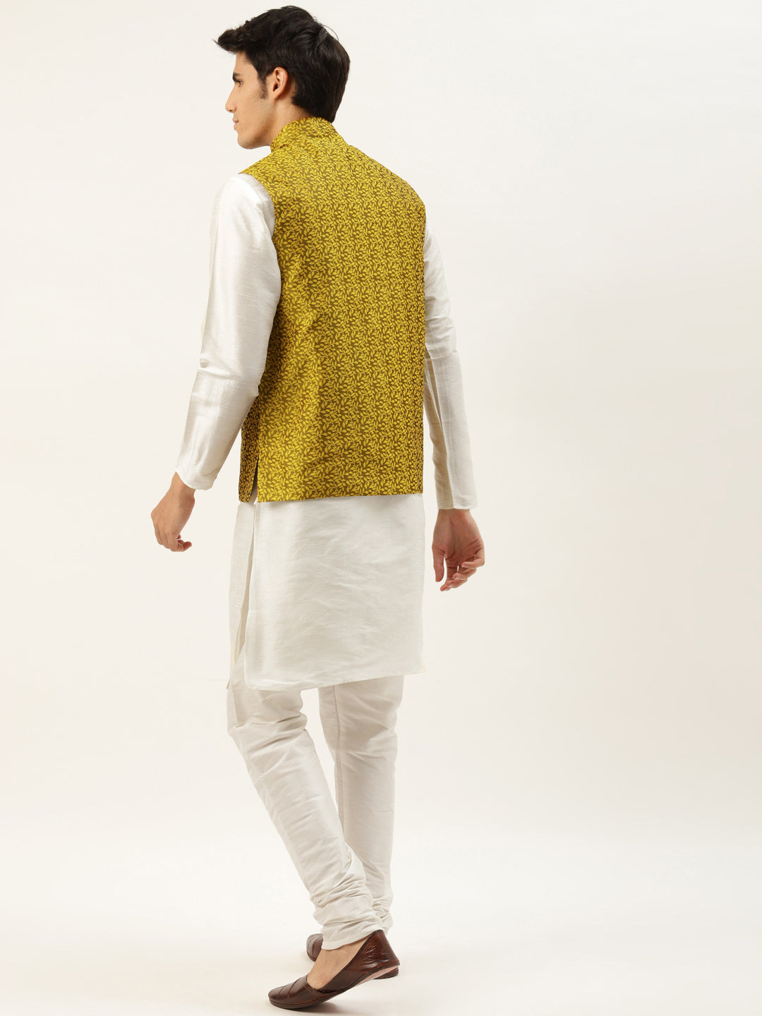 Men's Silk Blend Off White Kurta Pyjama & Mustard Nehrujacket Combo - Sojanya