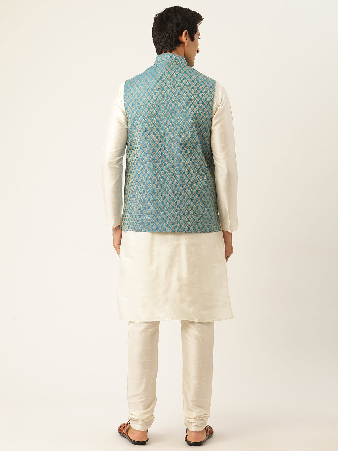 Men's Silk Blend Off White Kurta Pyjama & Peacockblue Nehrujacket Combo - Sojanya