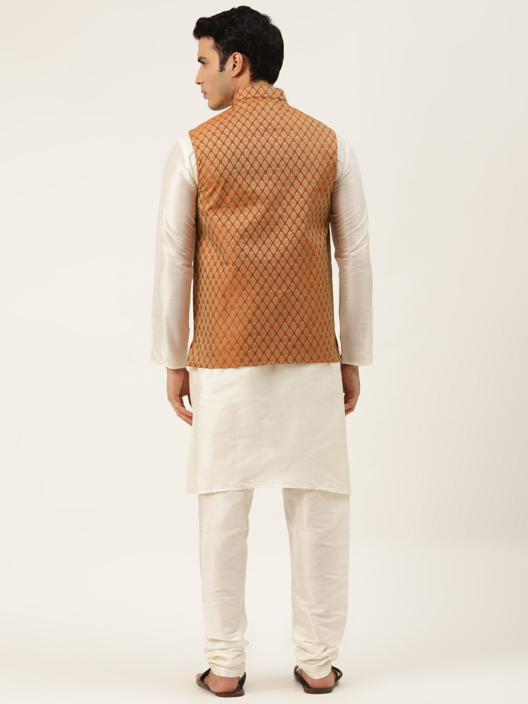 Men's Silk Blend Off White Kurta Pyjama & Orange Nehrujacket Combo - Sojanya