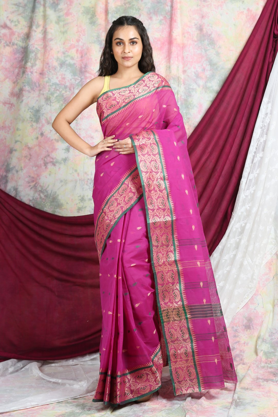 Women's Handwoven Cotton Tant Saree - Arhi