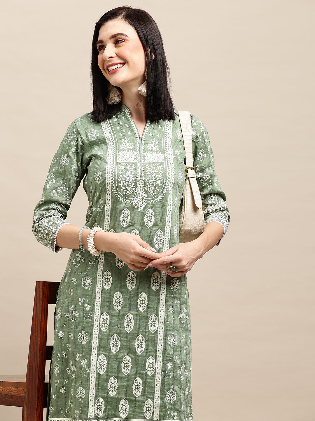 Women's Green Poly Cotton Floral Printed Kurta - Navyaa