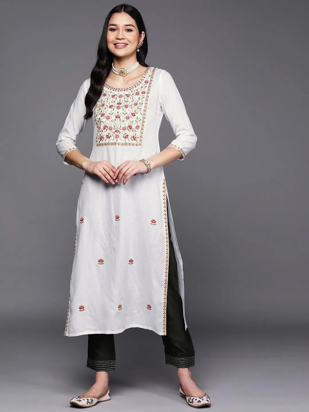 White Yoke Design Rayon Straight Kurta - Jashvi