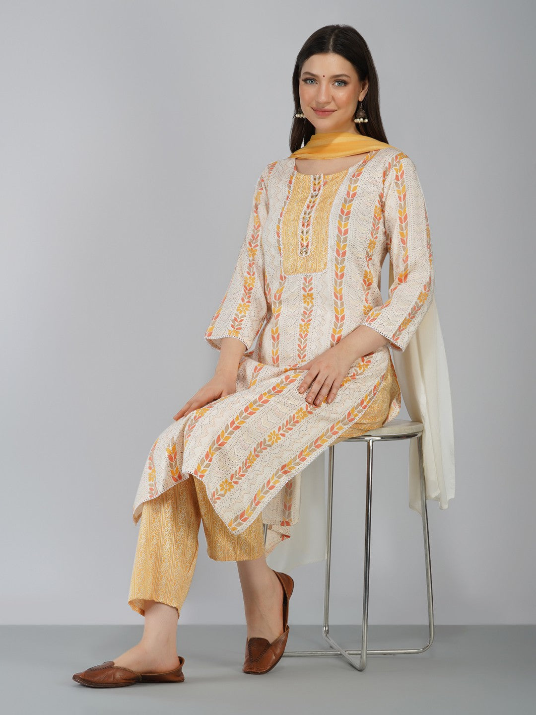 Women's Viscose Rayon Kurta Pant And Dupatta Set - Noz2Toz