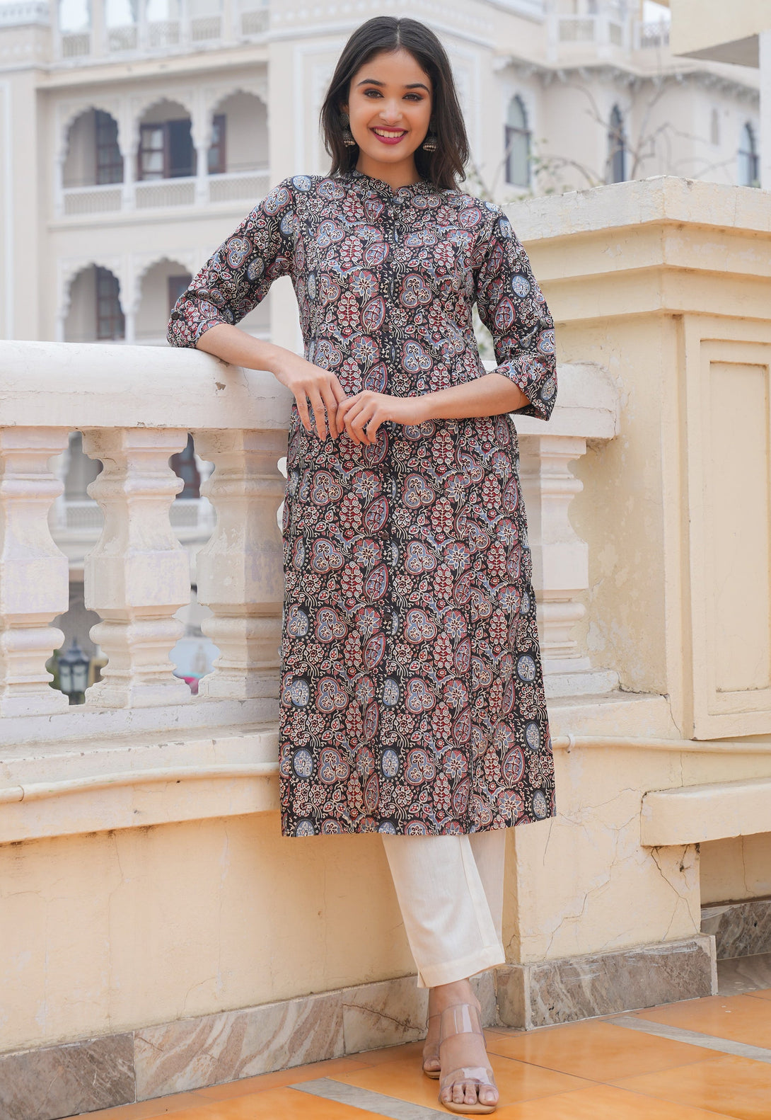 Women's Floral Print Straight Cotton Black Stitched Kurta - Vbuyz