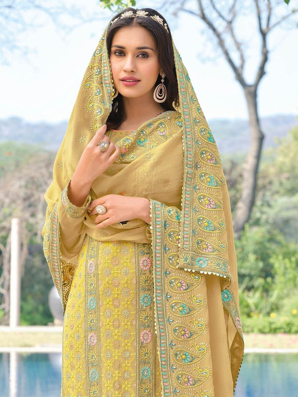 Women's Yellow Embroidered Kurta Set - Odette