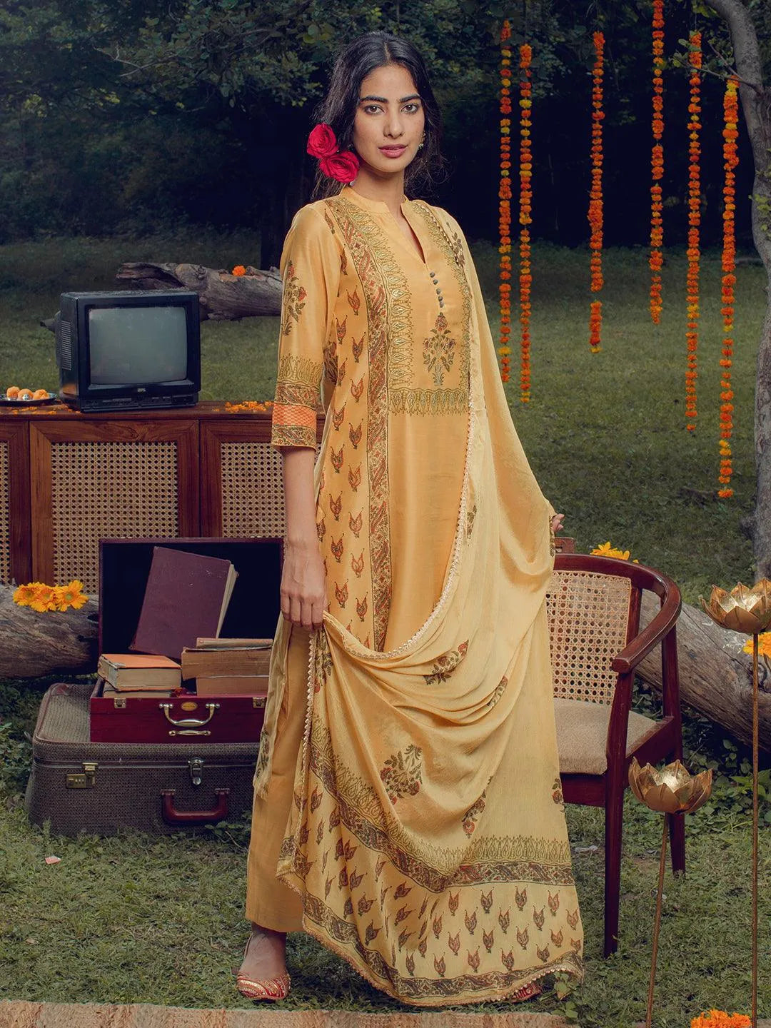 Yellow Printed Chanderi Silk Suit Set - Jashvi