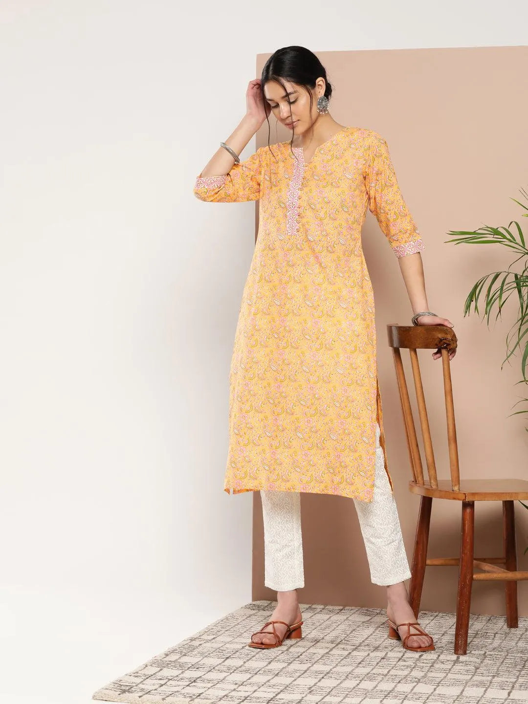 Yellow Printed Cotton Straight Kurta - Jashvi