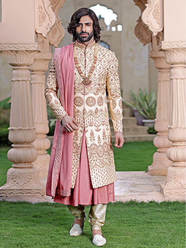 Dapper Mens Heavy Sherwani In Cream Enhanced With Pink Dupatta