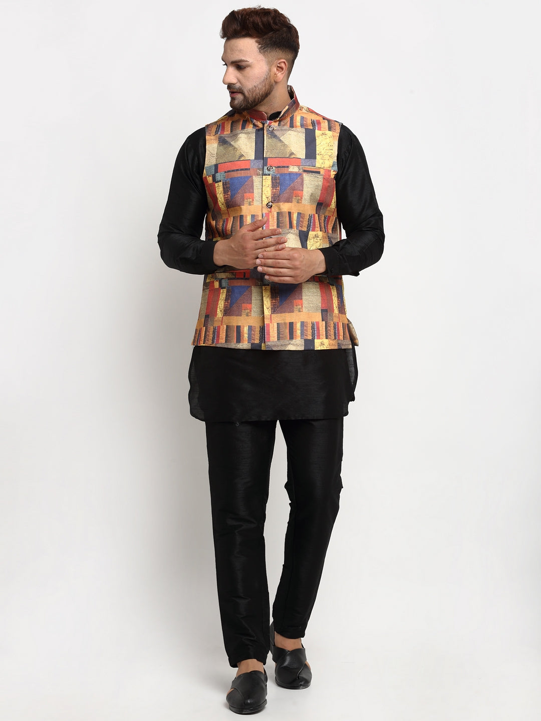 Men's Silk Blend Black Kurta With Pyjama & Multicolor Printed Nehru Jacket - Benstoke