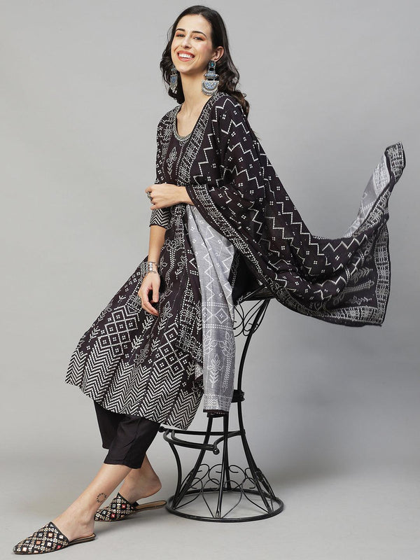 Ethnic Printed & Hand Embroidered Kurta with Pants & Dupatta - Mulberry - Indiakreations