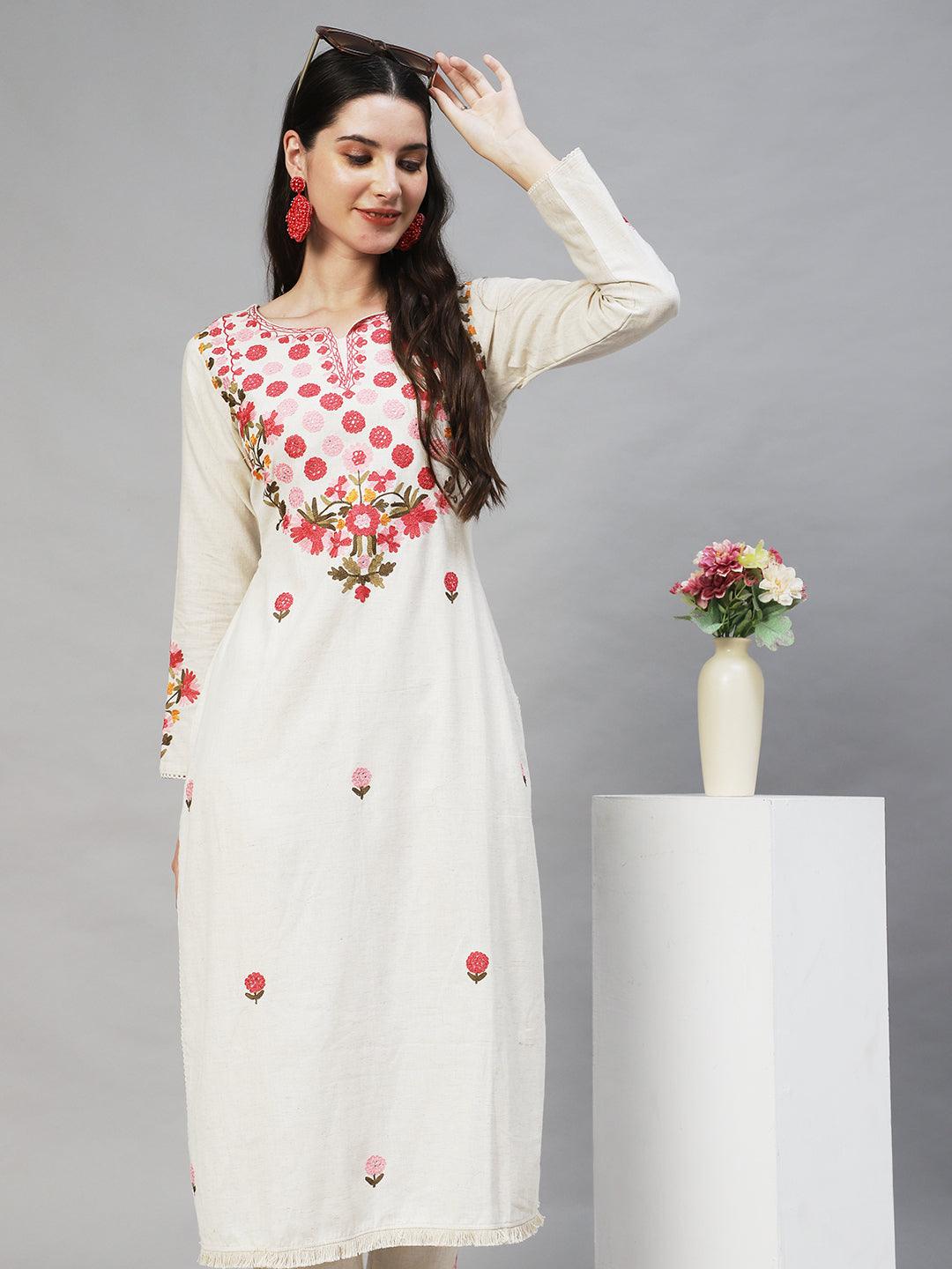 Floral Embroidered Straight Fit Kurta with Pant - Off White - Indiakreations