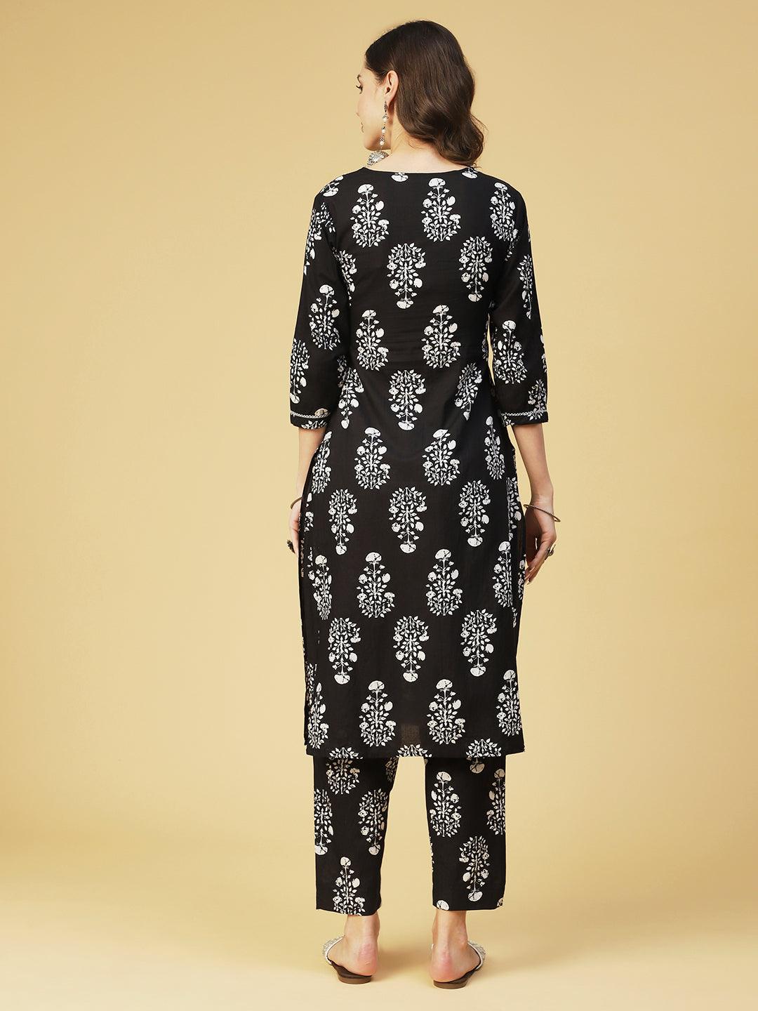 Floral Printed & Embroidered Straight Fit Kurta with Pant - Black - Indiakreations