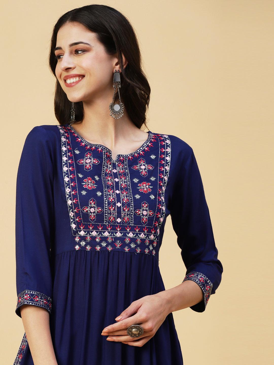 Solid Mirror Embroidered High Slit Kurta With Pants - Blue - Indiakreations