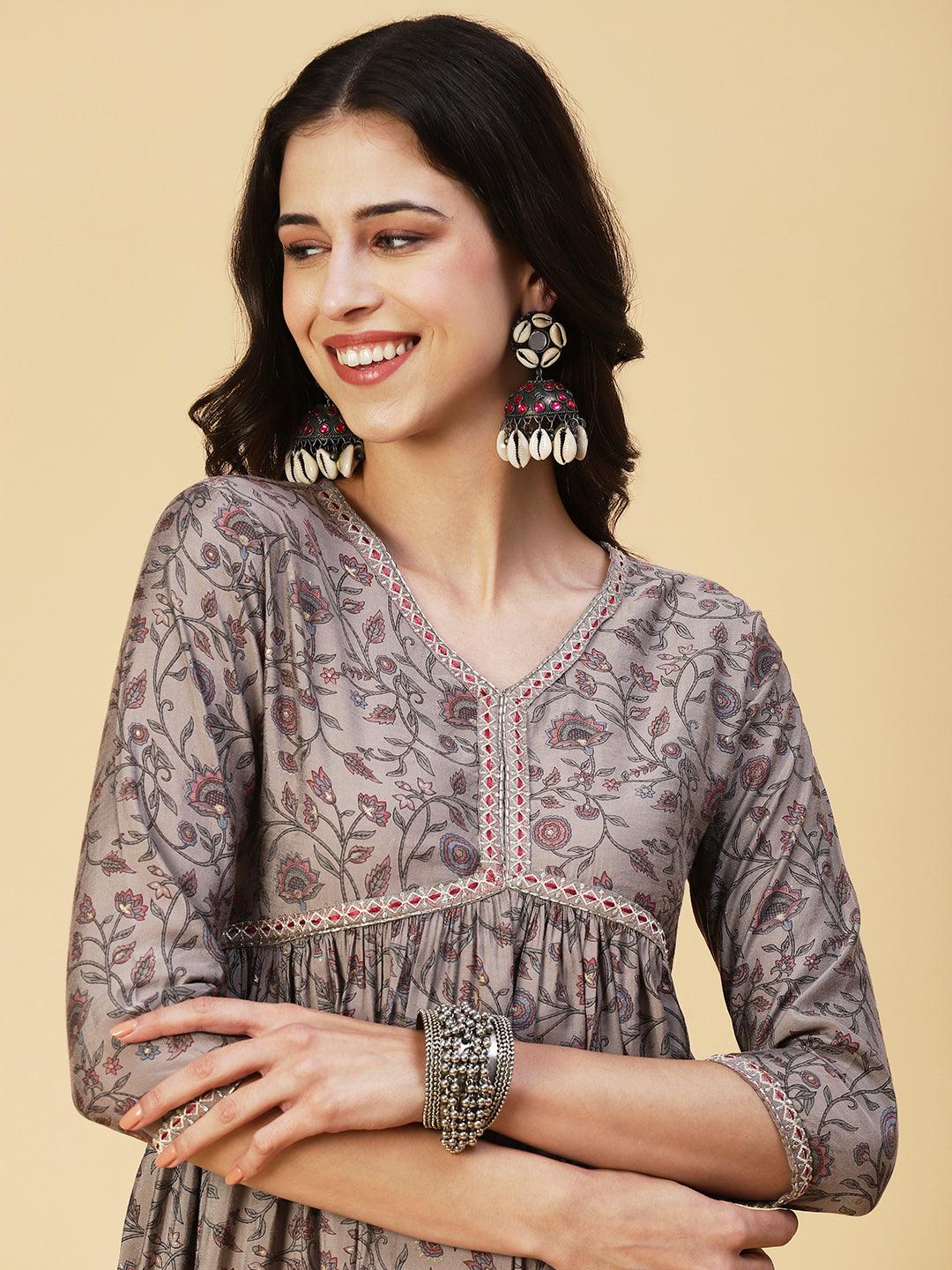 Floral Printed Zari & Resham Embroidered Kurta With Pants - Grey - Indiakreations