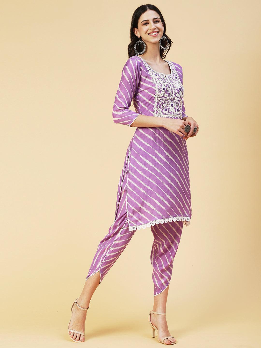 Lehriya Printed Hand Embroidered Kurta With Pants & Dupatta - Lavender - Indiakreations