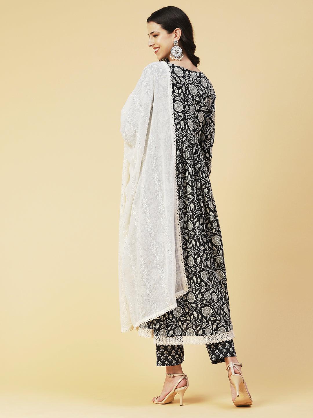 Floral Printed Kurta With Pants & Embroidered Dupatta - Black & White - Indiakreations