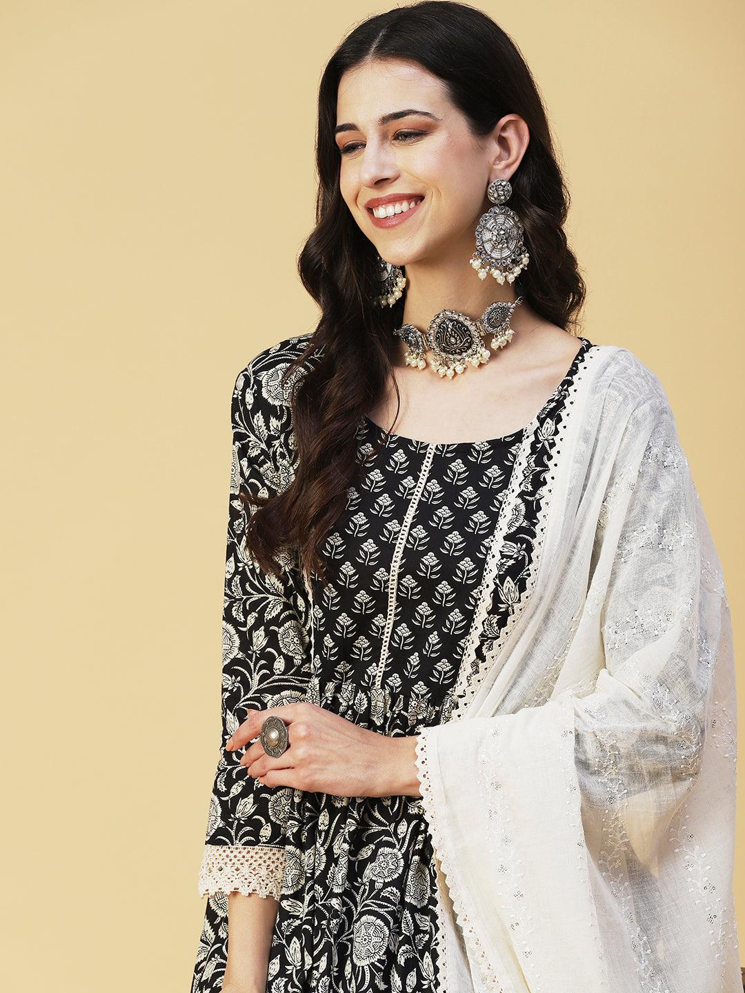 Floral Printed Kurta With Pants & Embroidered Dupatta - Black & White - Indiakreations