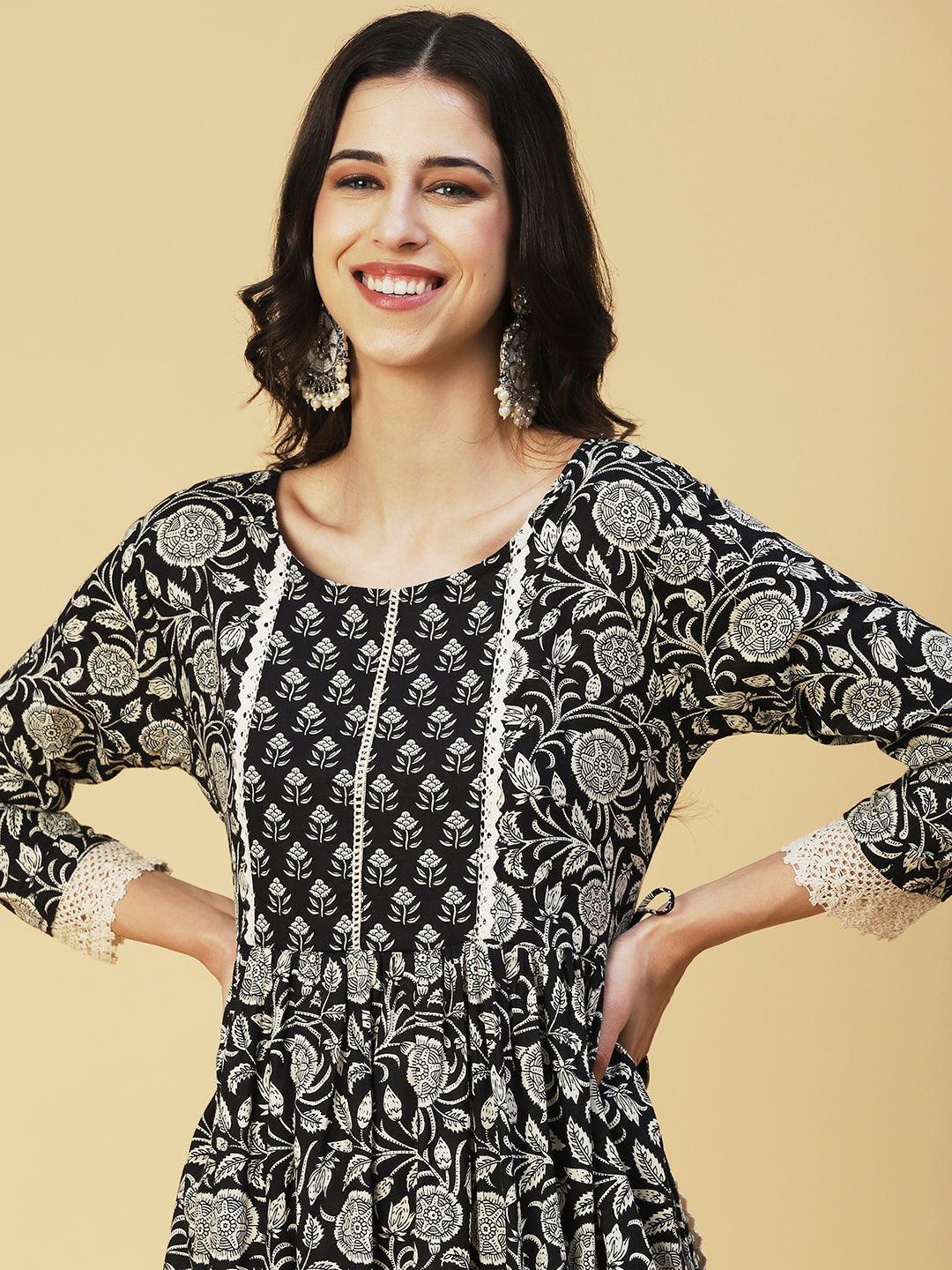 Floral Printed Kurta With Pants & Embroidered Dupatta - Black & White - Indiakreations