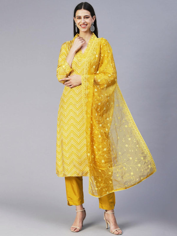 Geometric Printed Scallop Lace Kurta With Pants & Embroidered Dupatta - Yellow - Indiakreations