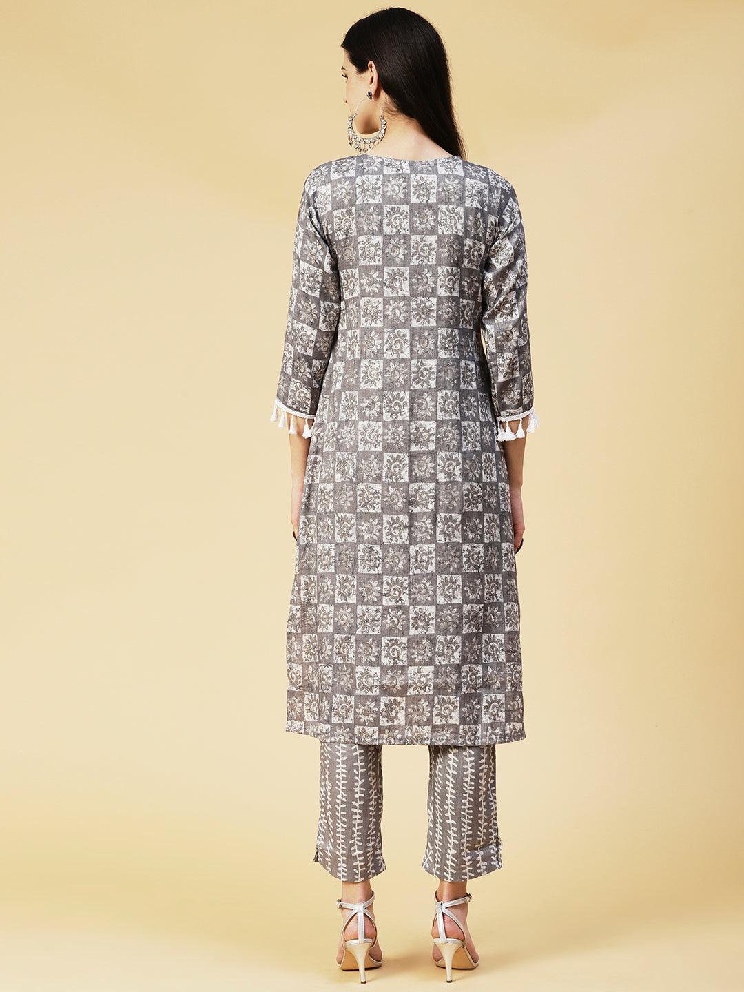 Abstract & Geometric Printed Mirror Embroidered Kurta With Pants - Grey - Indiakreations