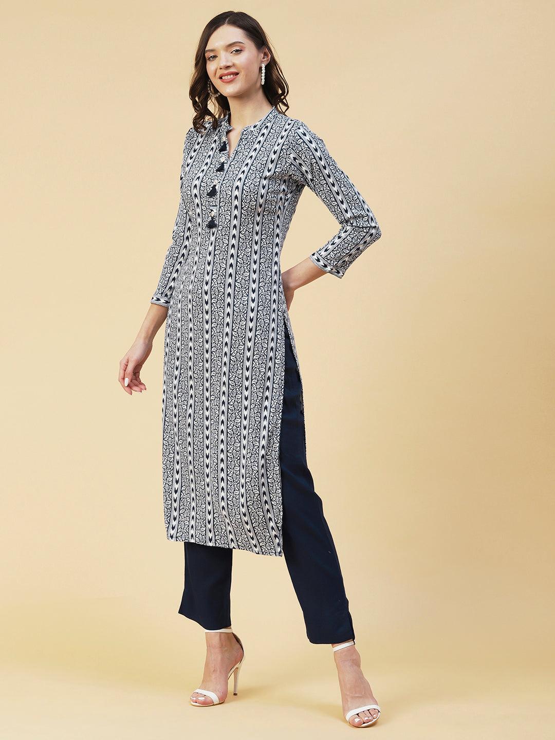 Ethnic Stripes Printed Straight Fit Kurta - Blue - Indiakreations