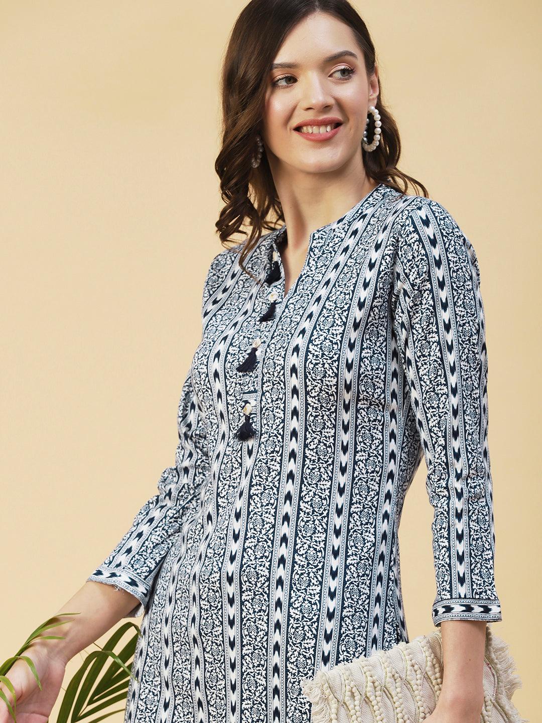 Ethnic Stripes Printed Straight Fit Kurta - Blue - Indiakreations