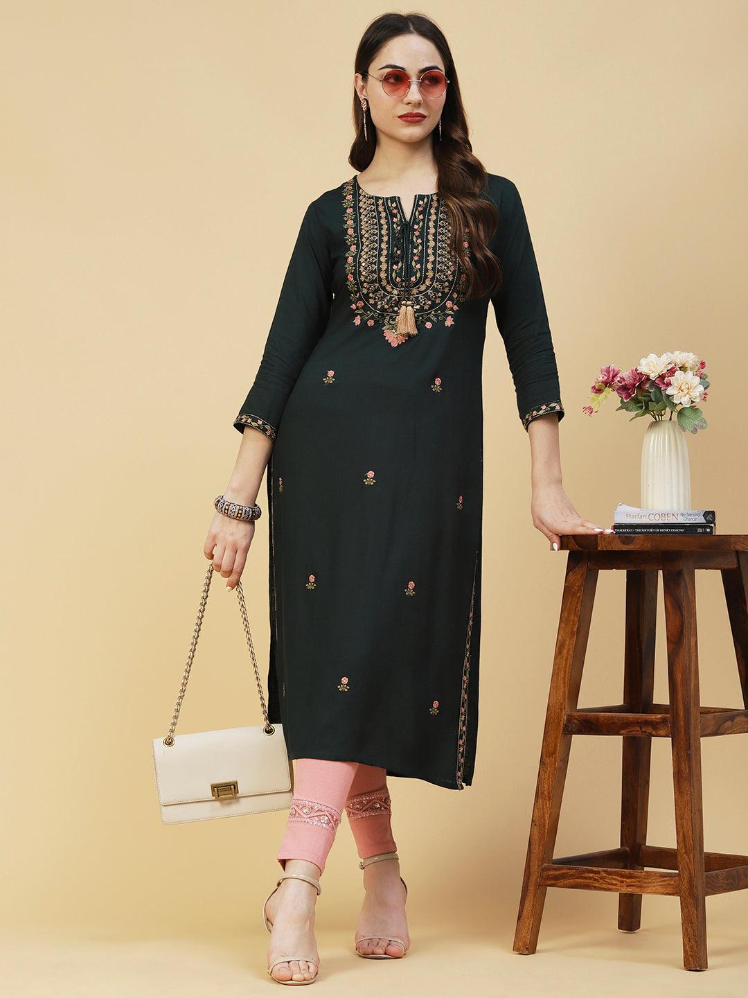 Solid Resham & Zari Embroidered Tie-Up Neckline Kurta - Green - Indiakreations