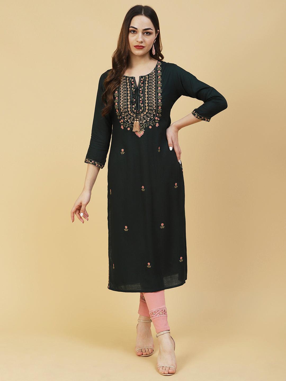 Solid Resham & Zari Embroidered Tie-Up Neckline Kurta - Green - Indiakreations