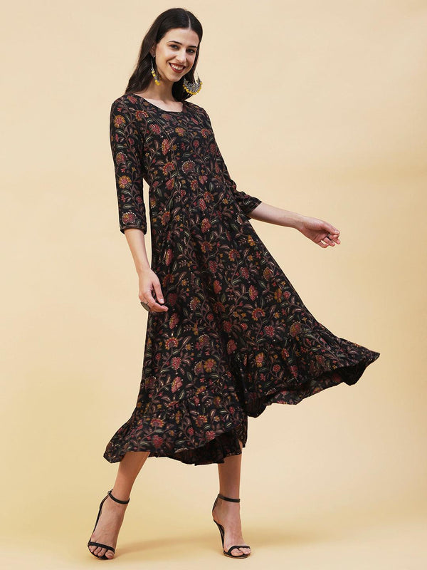 Floral Printed Paneled High Low Hem Maxi Dress - Black - Indiakreations